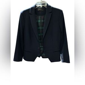 Elegant Navy Blazer with Plaid Lining